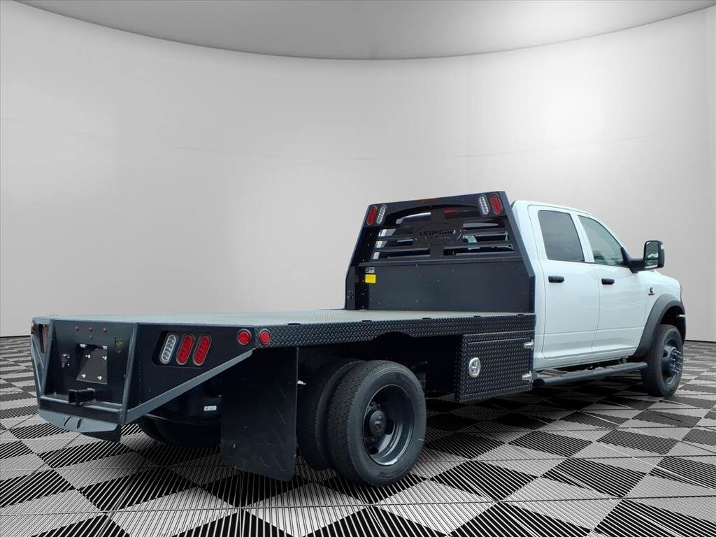 New 2026 Ram 4500 Chassis Cab TRADESMAN CREW 4X4 84' CA Pickup