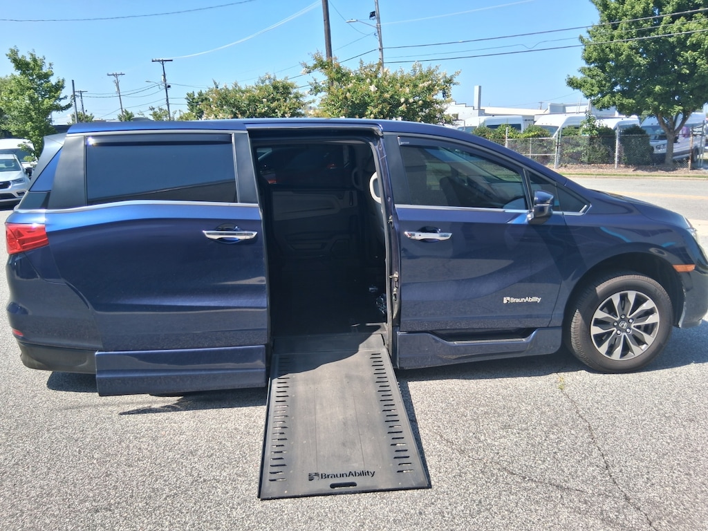 Used 2023 Honda Odyssey EX-L Van