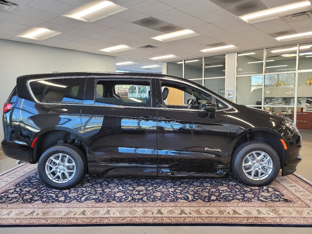 New 2025 Chrysler Voyager LX Van Passenger Van