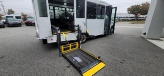 2023 Ford E-Series Cutaway Base - Photo 9