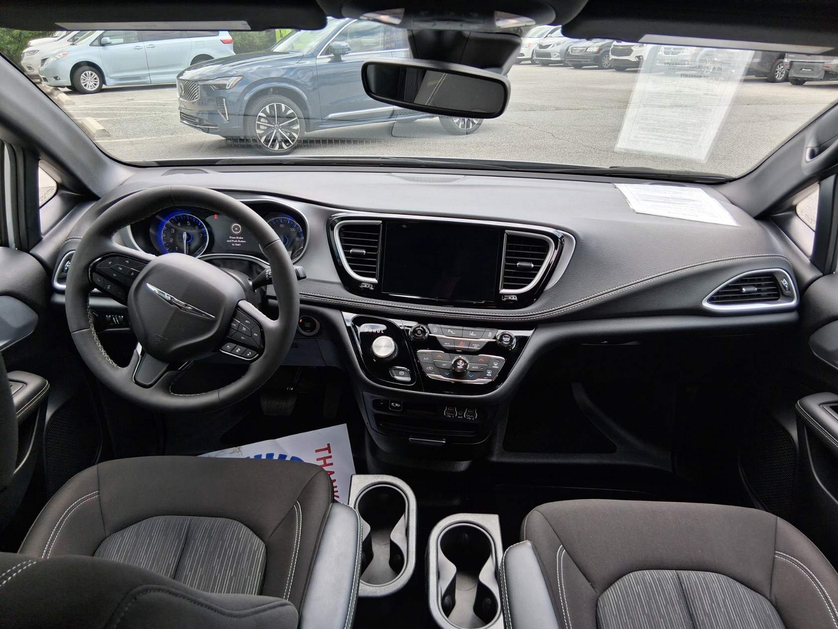 2024 Chrysler Pacifica Touring - Photo 12
