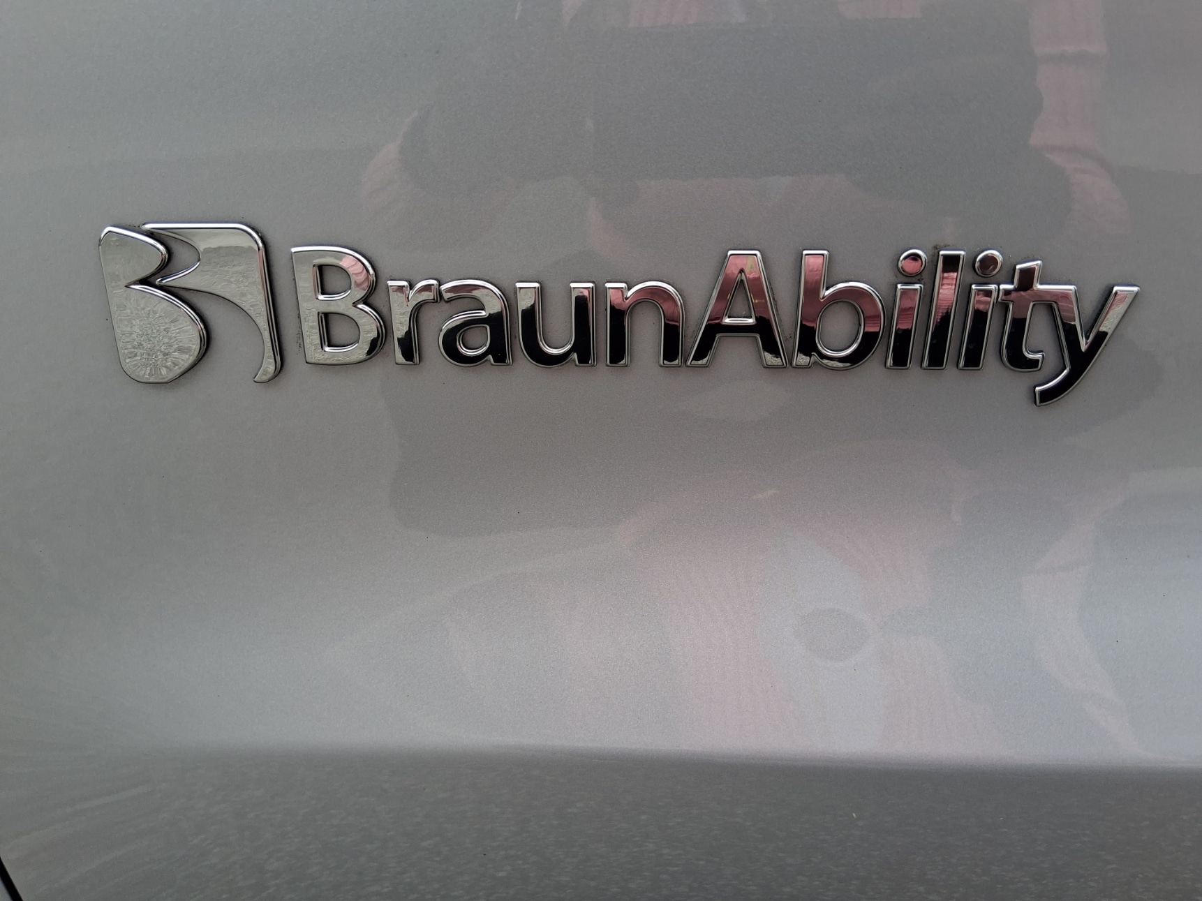 2024 Chrysler Pacifica Touring - Photo 9
