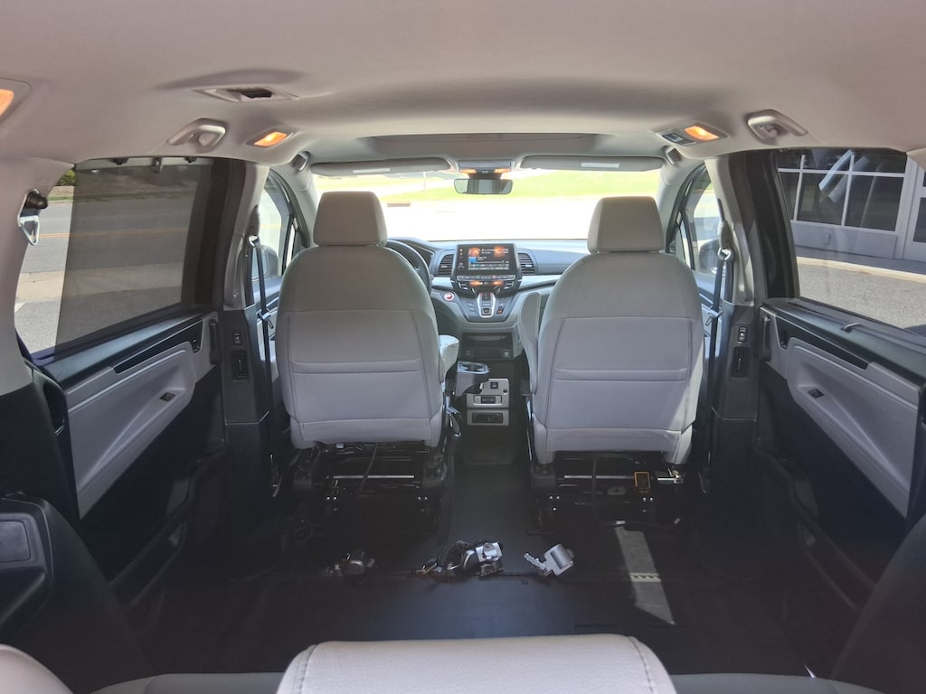 Used 2023 Honda Odyssey EX-L Van