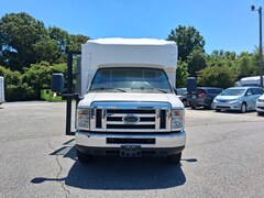 2016 Ford E-350 Cutaway Base Truck