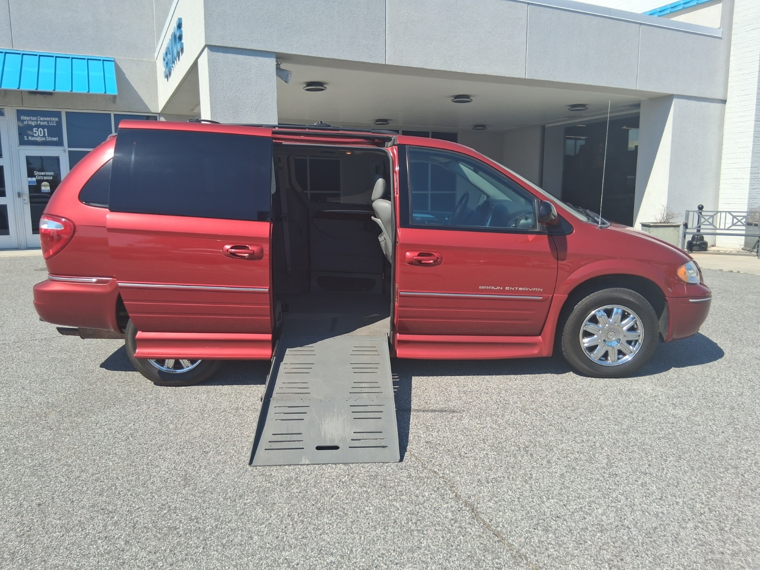 2007 Chrysler Town & Country Limited LWB's photo