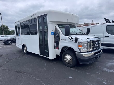 2023 Ford E-350 Cutaway Base Truck