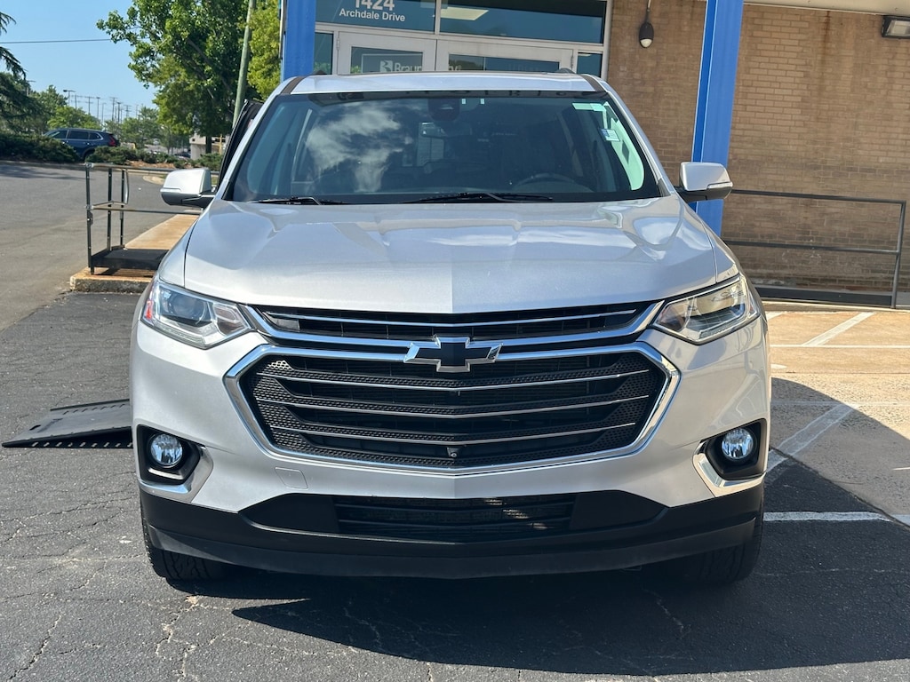 Used 2021 Chevrolet Traverse LT Leather SUV