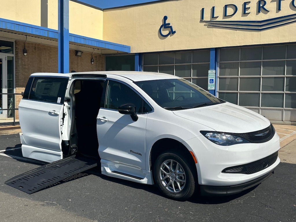 New 2026 Chrysler Voyager LX Van Passenger Van