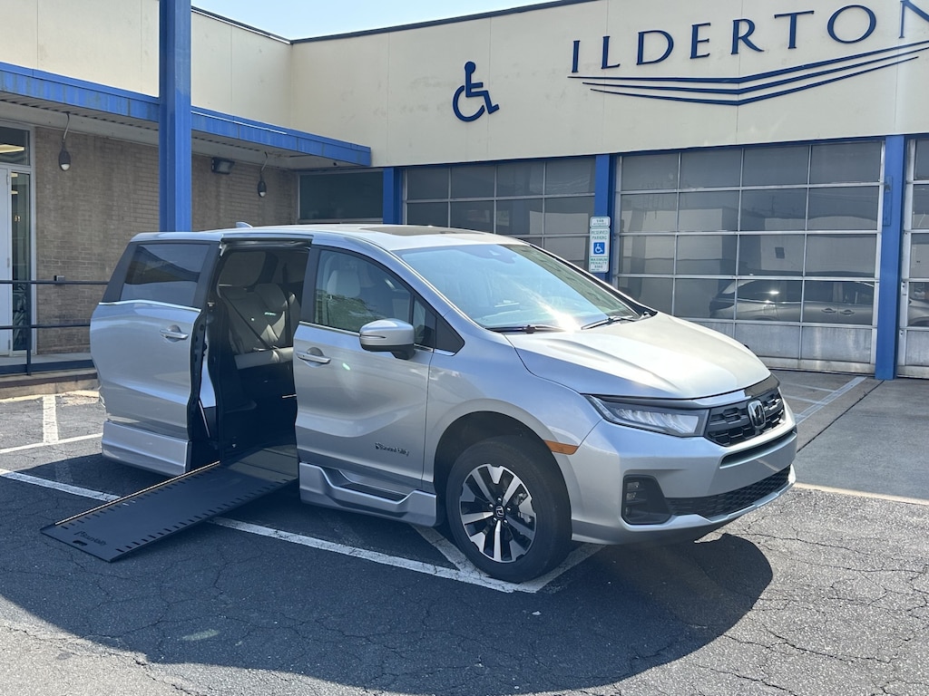 New 2026 Honda Odyssey EX-L Van Passenger