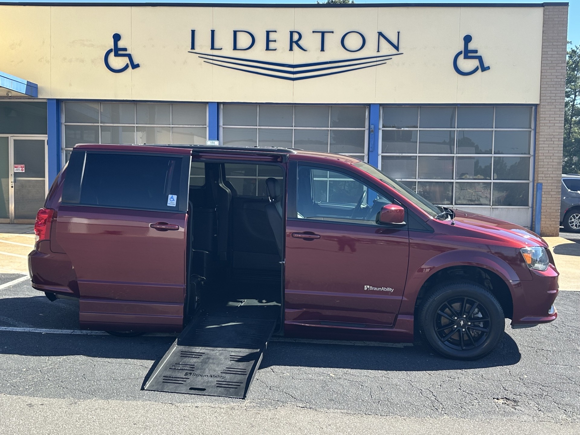 2019 Dodge Grand Caravan GT Van Passenger Van