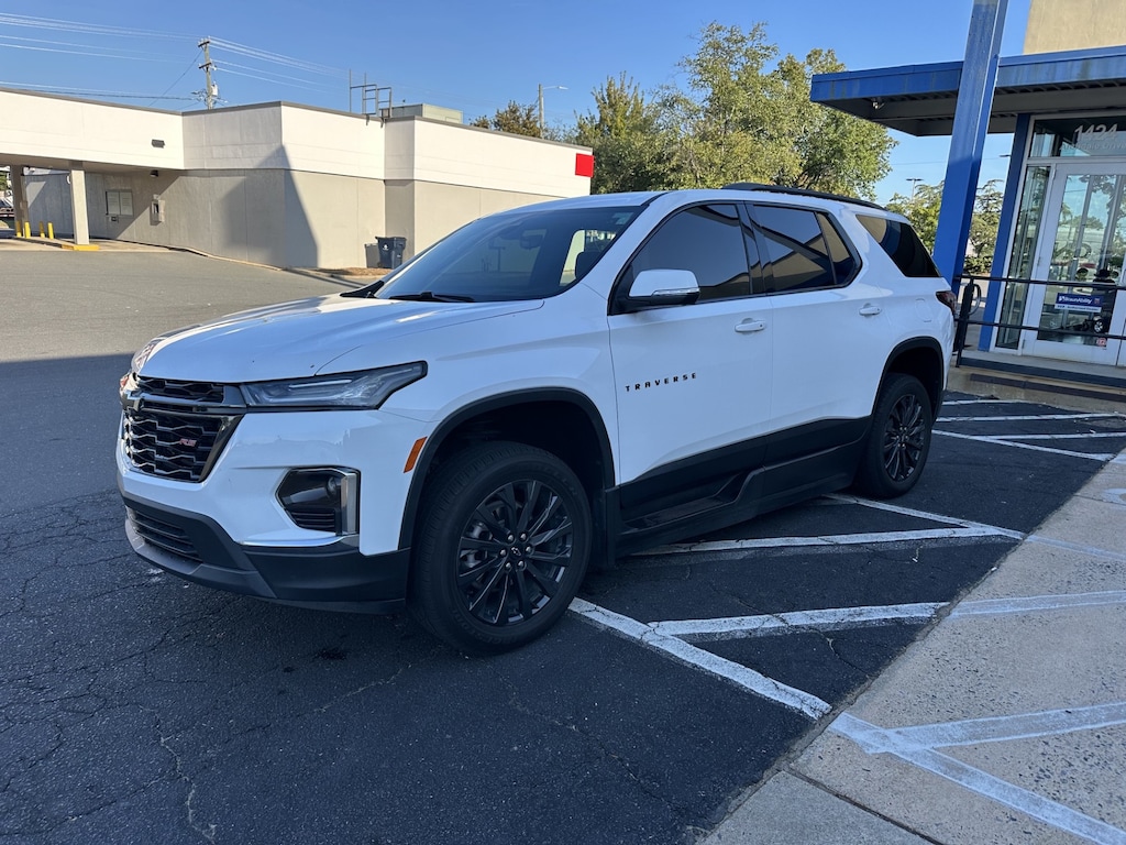 Used 2022 Chevrolet Traverse RS SUV