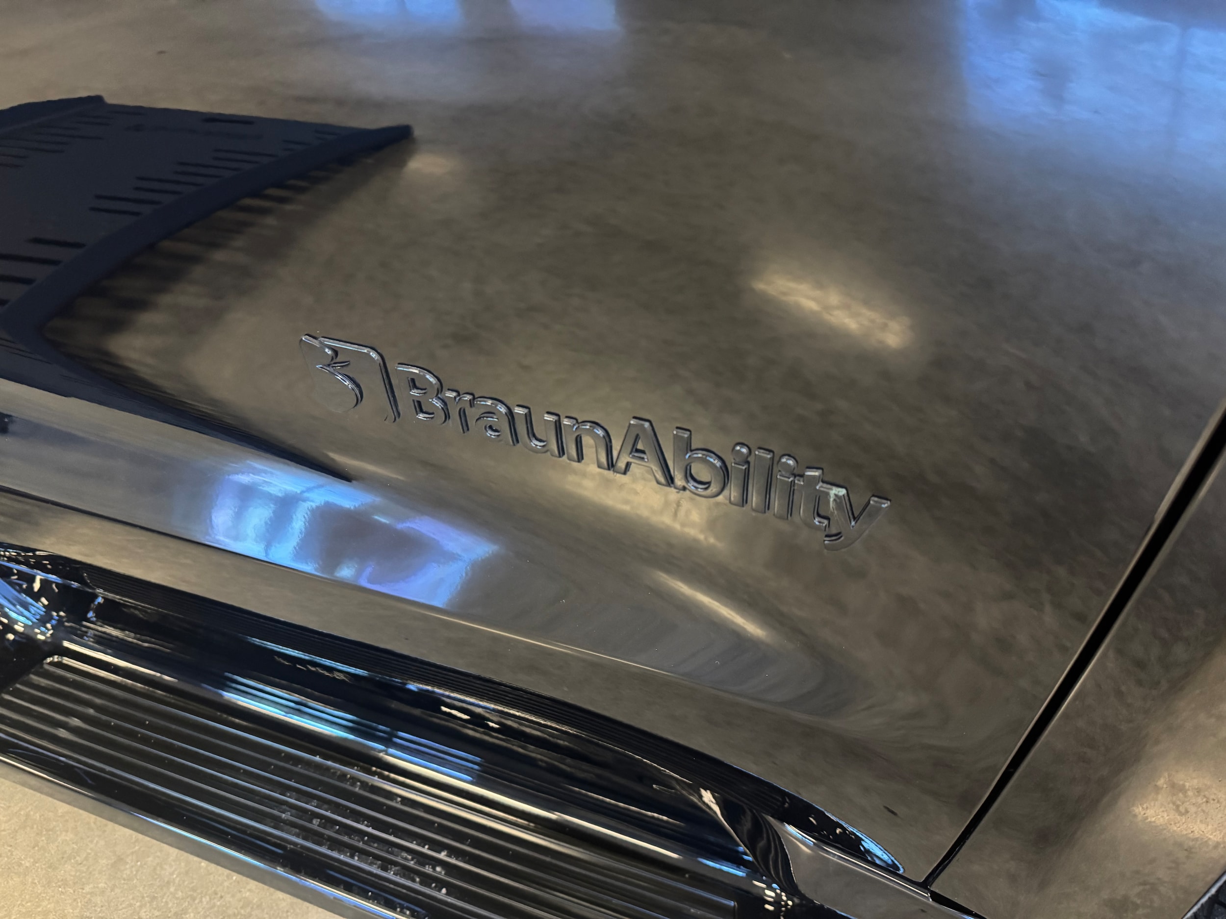 2026 Chrysler Pacifica Select - Photo 13