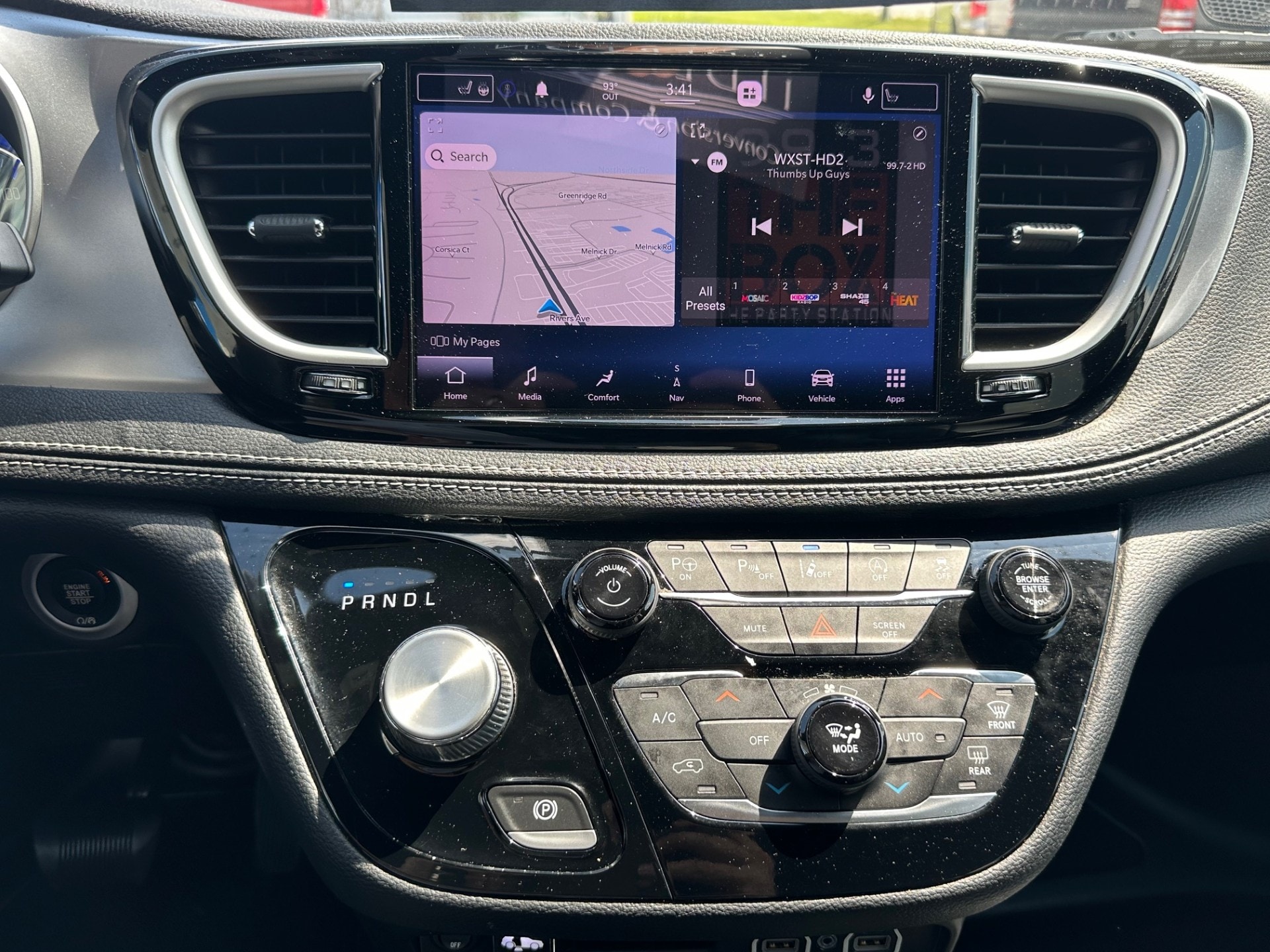 2021 Chrysler Pacifica Touring L - Photo 16