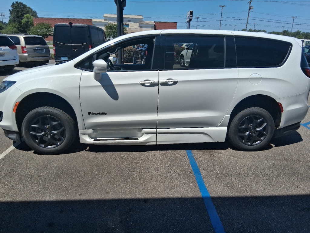 Used 2020 Chrysler Pacifica Touring Van Passenger Van