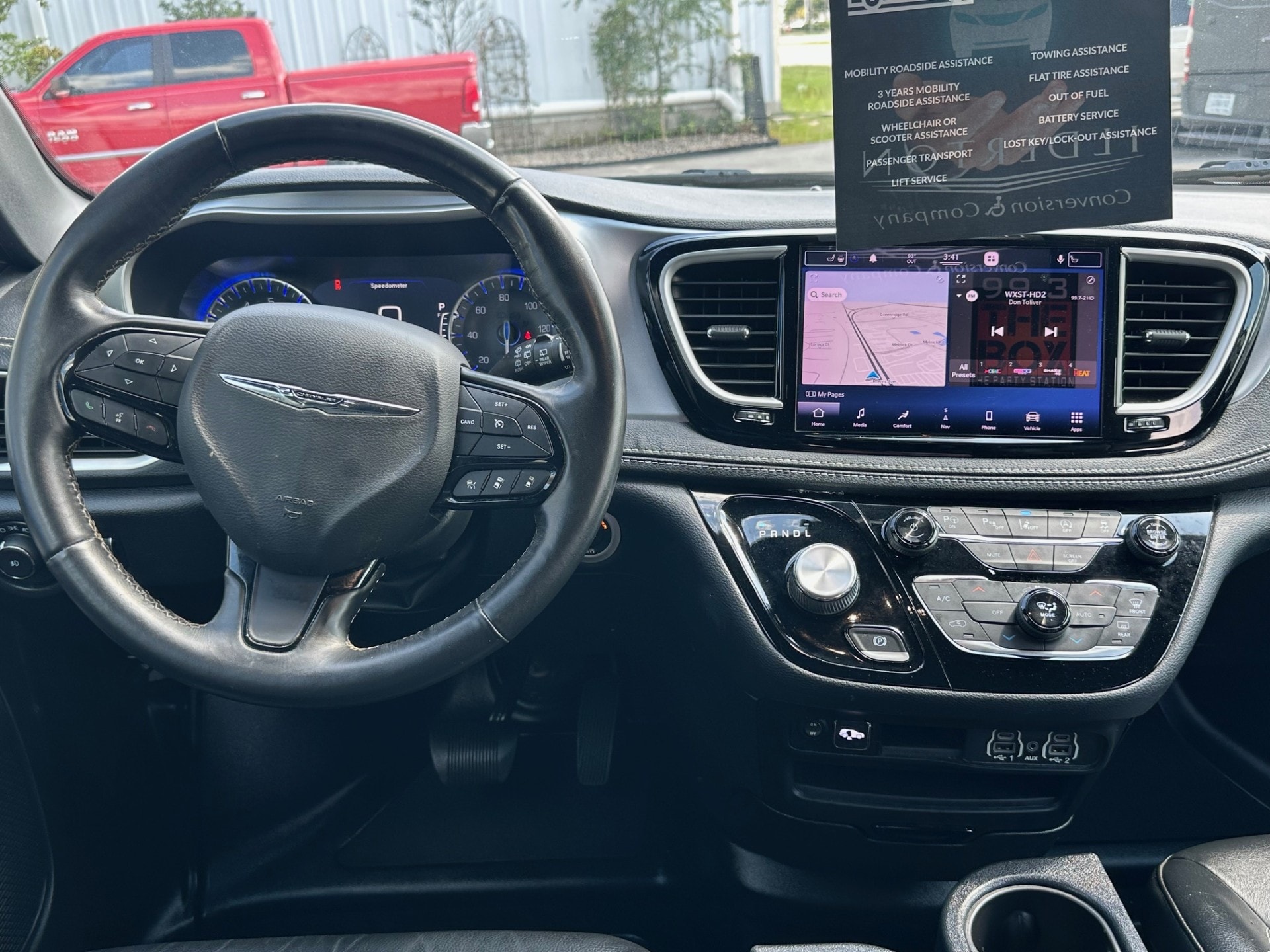 2021 Chrysler Pacifica Touring L - Photo 12