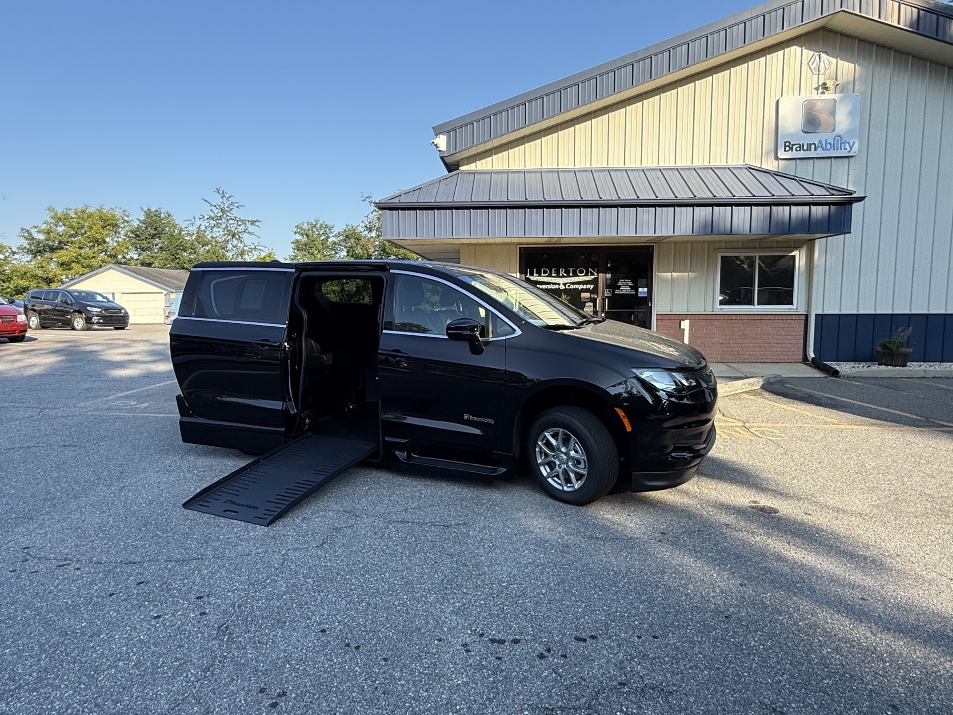 2026 Chrysler Voyager LX Van Passenger Van