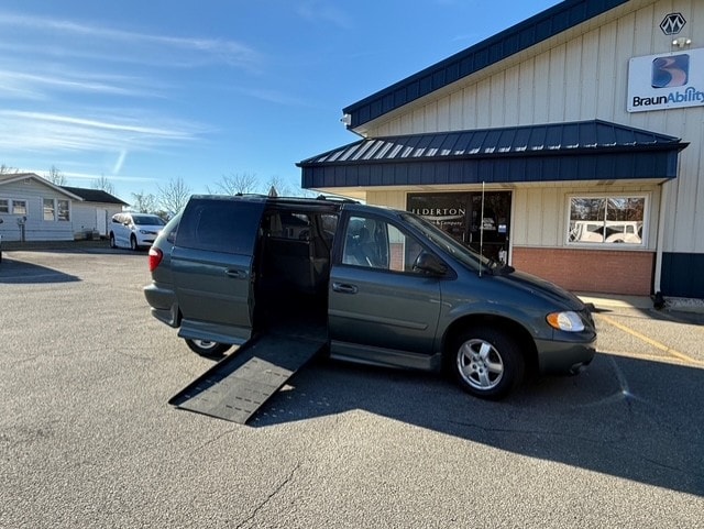 2005 Dodge Grand Caravan SXT