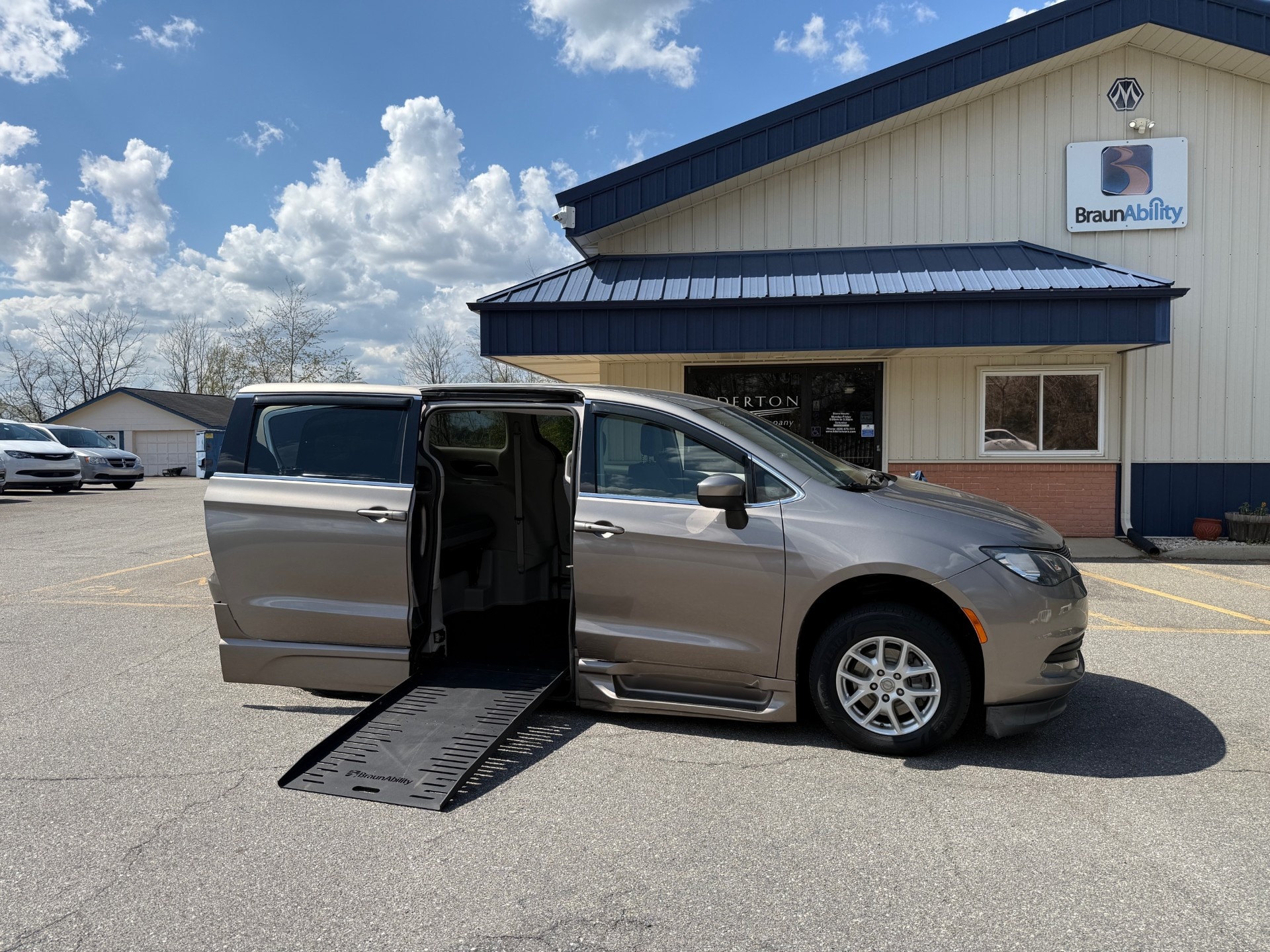 2017 Chrysler Pacifica Touring