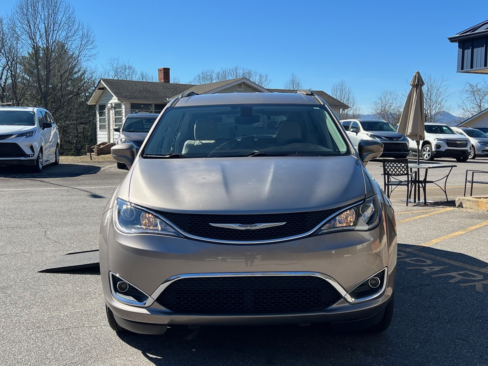 Used 2017 Chrysler Pacifica Touring-L with VIN 2C4RC1BG5HR759808 for sale in Asheville, NC