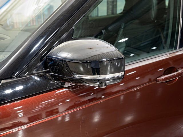 new 2026 Land Rover Discovery car, priced at $77,461