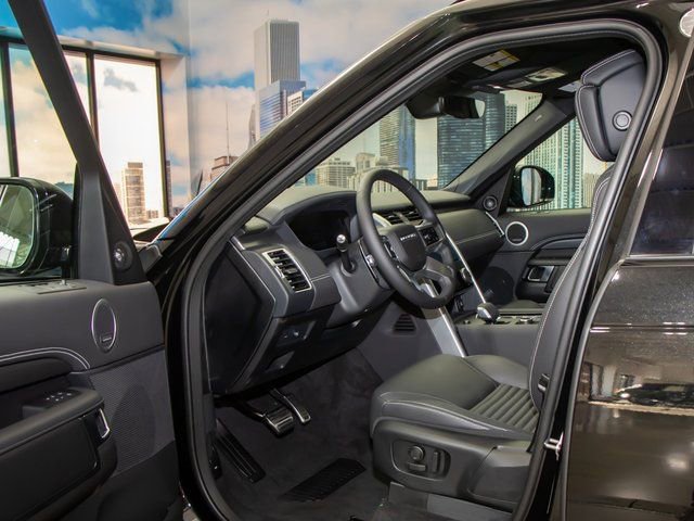 used 2025 Land Rover Discovery car, priced at $68,902