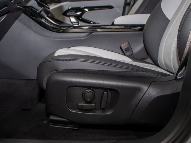 used 2025 Land Rover Range Rover Evoque car, priced at $45,903