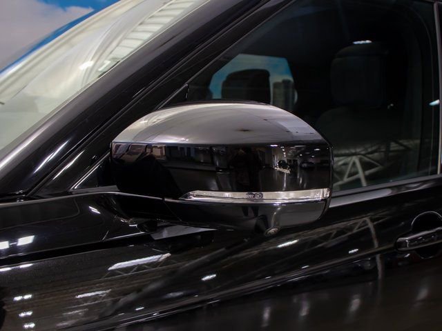 used 2025 Land Rover Discovery car, priced at $68,902