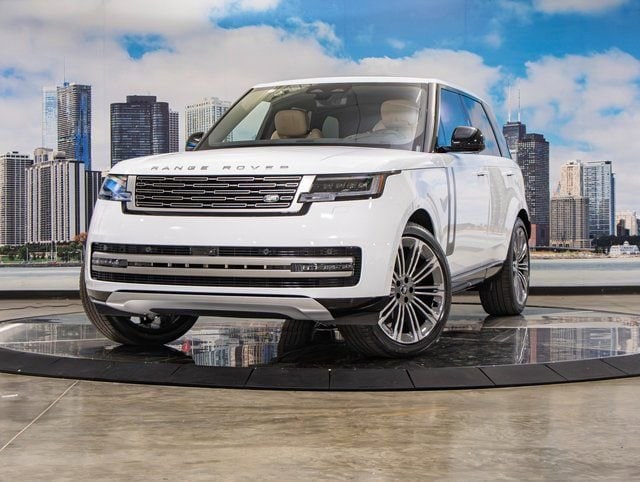 2025 Land Rover Range Rover P400 SE LWB AWD