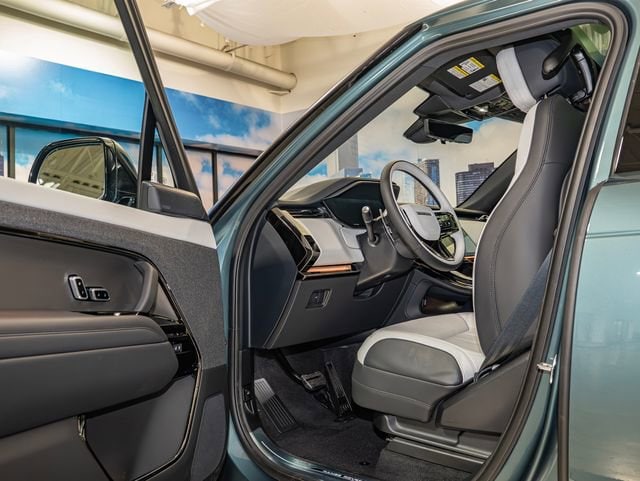 new 2026 Land Rover Range Rover Sport car, priced at $101,950