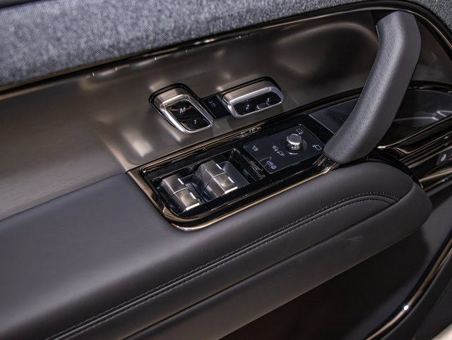 new 2025 Land Rover Range Rover Sport car, priced at $99,690