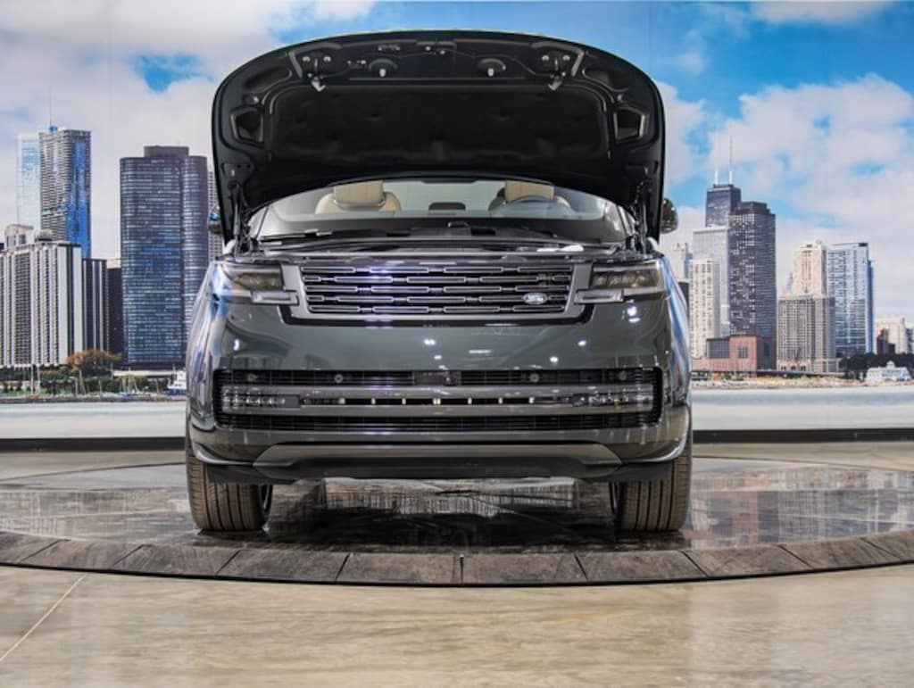 New 2026 Land Rover Range Rover SE SUV