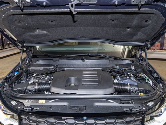 new 2026 Land Rover Discovery car, priced at $87,506