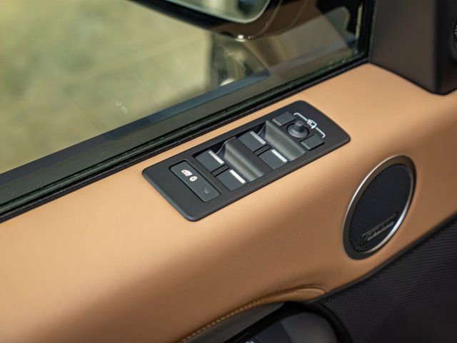 new 2026 Land Rover Discovery car, priced at $87,506