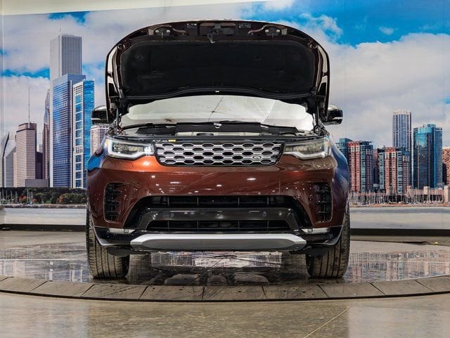 new 2026 Land Rover Discovery car, priced at $77,461