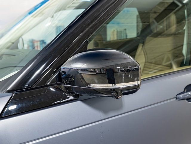 new 2026 Land Rover Discovery car, priced at $87,506