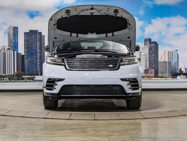 2026 Land Rover Range Rover Velar P250 Dynamic SE photo 4