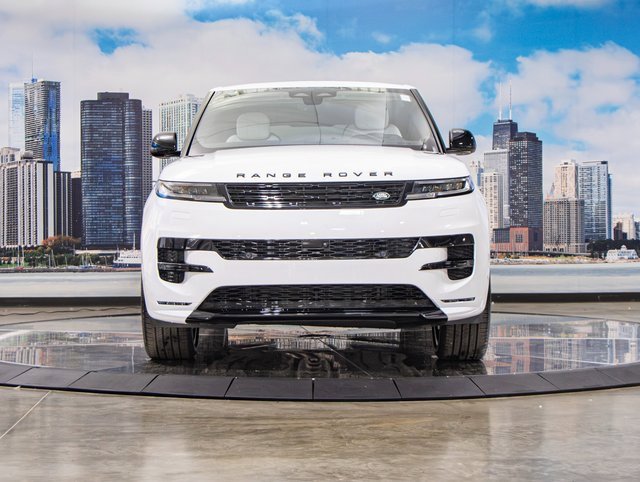 2025 Land Rover Range Rover Sport SE photo 2