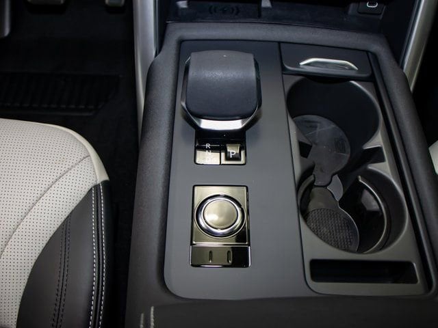 used 2025 Land Rover Discovery car, priced at $81,878