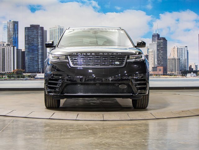 2026 Land Rover Range Rover Velar P250 Dynamic SE photo 3