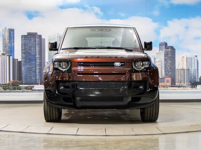 2025 Land Rover Defender 110 Sedona Red photo 3