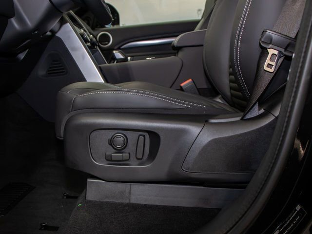 used 2025 Land Rover Discovery car, priced at $68,902
