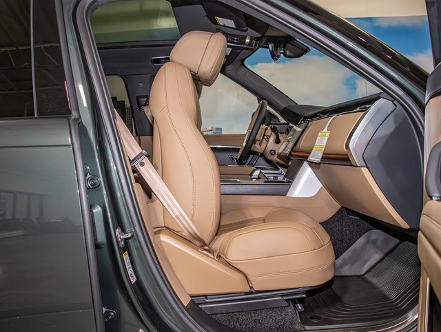 new 2026 Land Rover Range Rover car, priced at $152,605