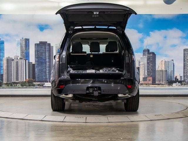 used 2025 Land Rover Discovery car, priced at $81,878