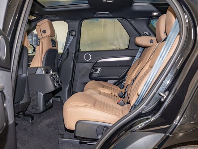 new 2026 Land Rover Discovery car, priced at $73,736