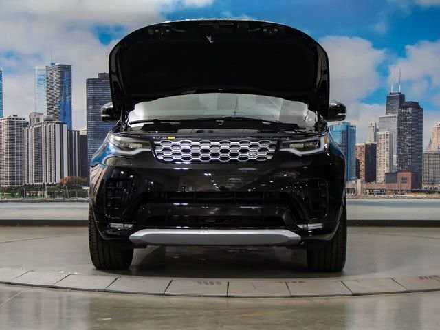 used 2025 Land Rover Discovery car, priced at $68,902