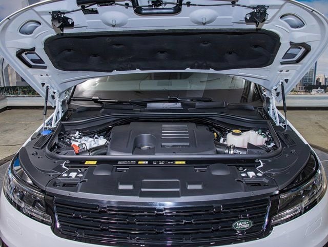 new 2026 Land Rover Range Rover Sport car, priced at $97,045