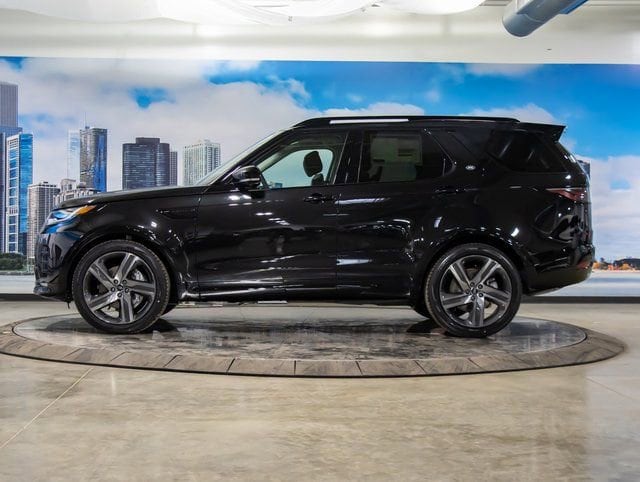 used 2026 Land Rover Discovery car, priced at $75,356