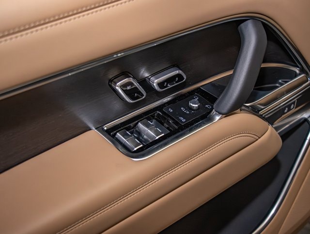 new 2026 Land Rover Range Rover car, priced at $152,605