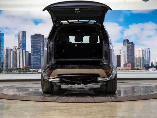 new 2026 Land Rover Discovery car, priced at $88,356