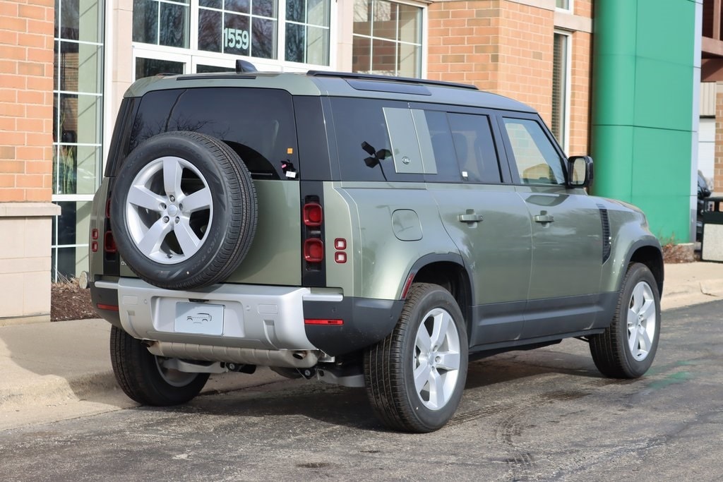 2024 Land Rover Defender S 5